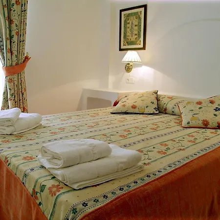 Aparthotel Ona Aldea Del Mar 3*