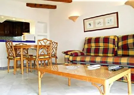 Ona Aldea Del Mar Торевьиа